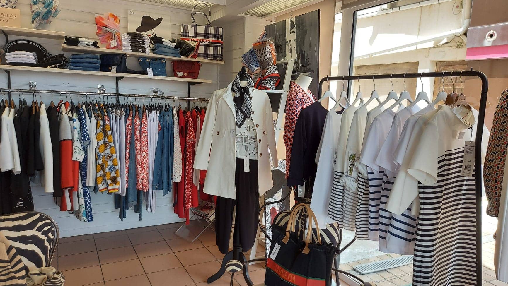 Vêtements Femme St-Gilles-Croix-de-Vie